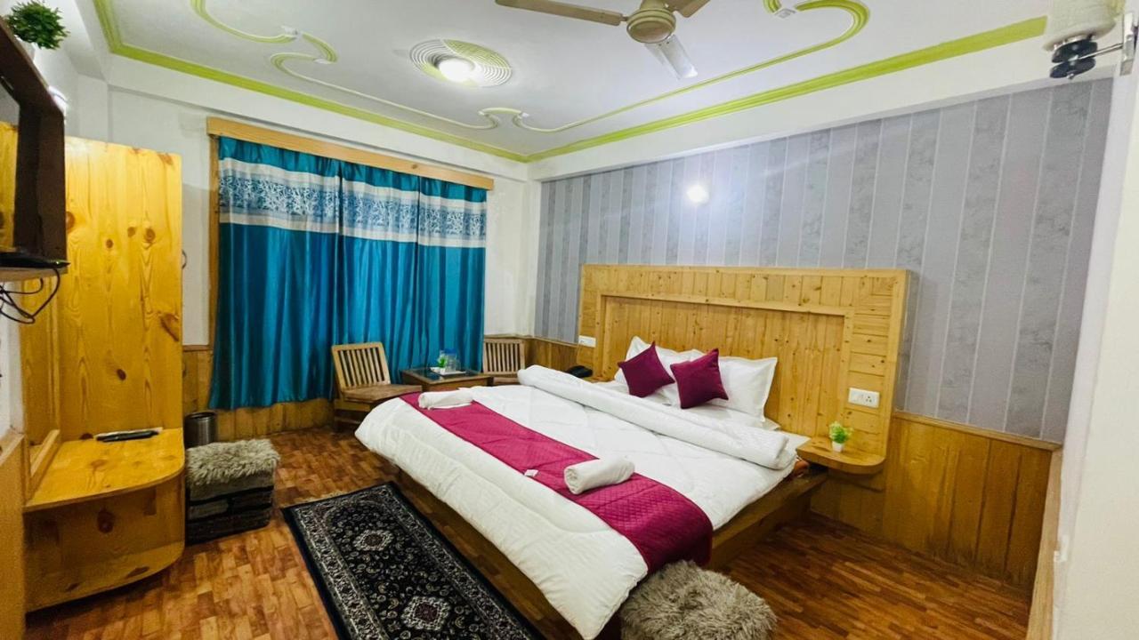 مايالي Hotel New Hilltop Inn المظهر الخارجي الصورة