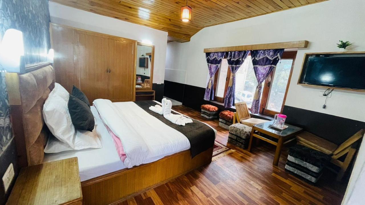 مايالي Hotel New Hilltop Inn المظهر الخارجي الصورة
