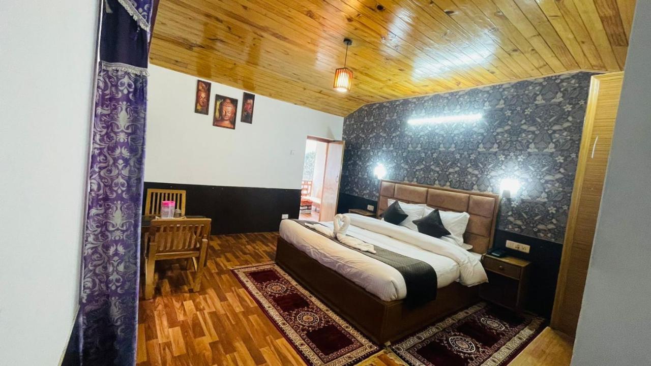مايالي Hotel New Hilltop Inn المظهر الخارجي الصورة